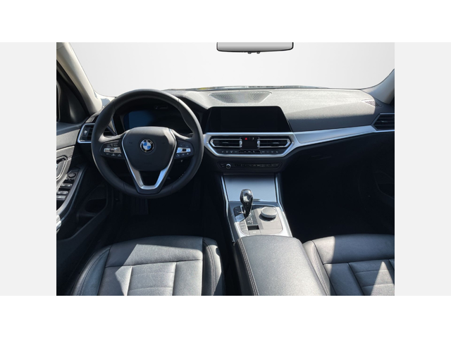 BMW 320d xDrive - автомобили, коли, обяви за нови и употребявани 6