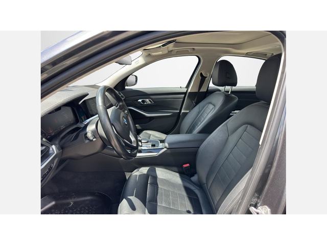 BMW 320d xDrive - автомобили, коли, обяви за нови и употребявани 5