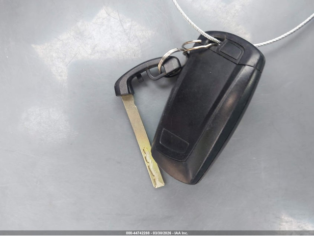 BMW 320I 2.0L I-4 DI, DOHC, VVT, TURBO, 180HP Rear Wheel Drive - автомобили, коли, обяви за нови и употребявани 10