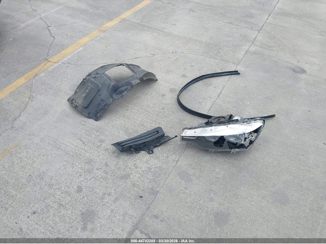 BMW 320I 2.0L I-4 DI, DOHC, VVT, TURBO, 180HP Rear Wheel Drive - автомобили, коли, обяви за нови и употребявани 11