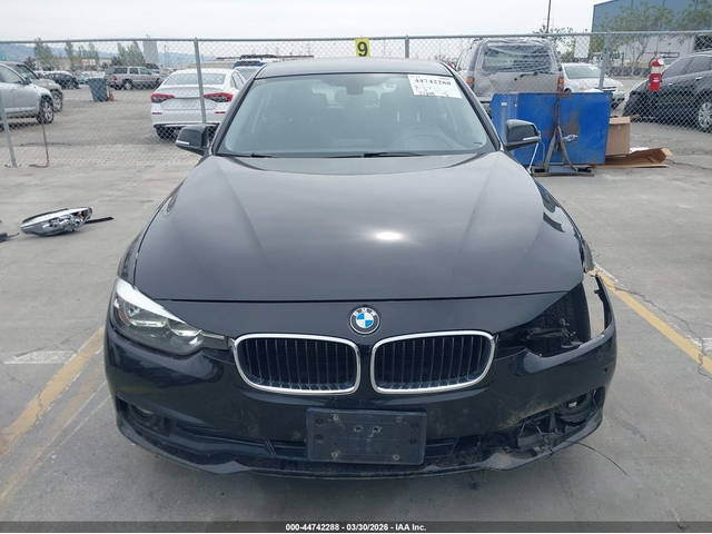 BMW 320I 2.0L I-4 DI, DOHC, VVT, TURBO, 180HP Rear Wheel Drive - автомобили, коли, обяви за нови и употребявани 12