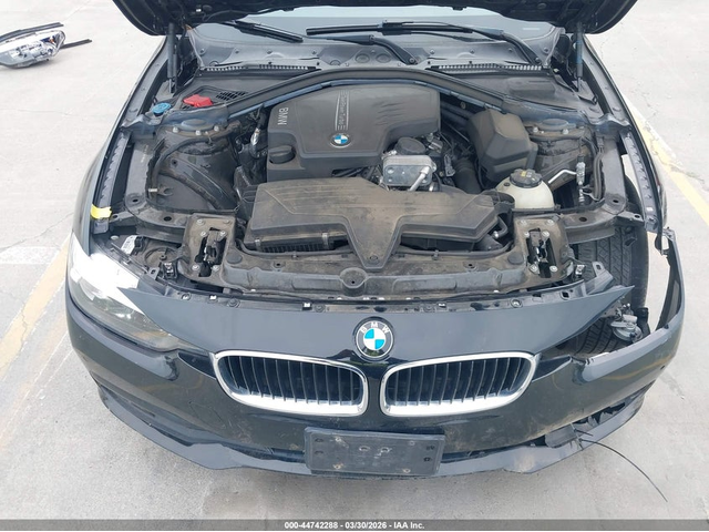 BMW 320I 2.0L I-4 DI, DOHC, VVT, TURBO, 180HP Rear Wheel Drive - автомобили, коли, обяви за нови и употребявани 9