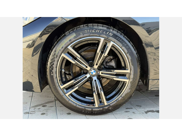 BMW 320i xDrive Sedan (MX) - автомобили, коли, обяви за нови и употребявани 4