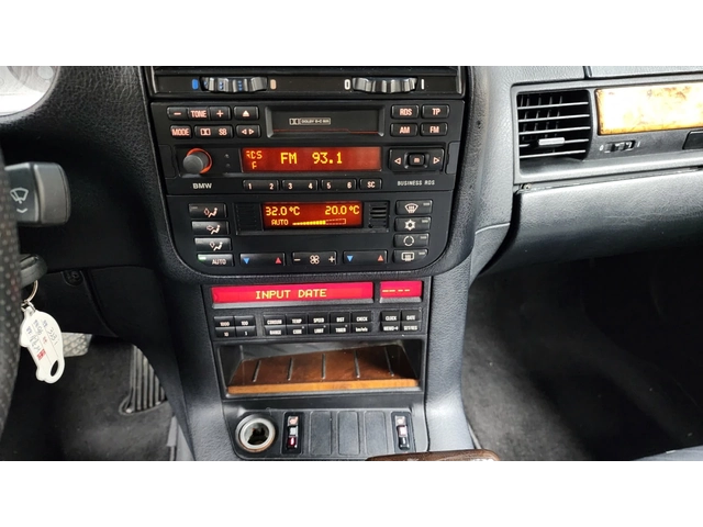 BMW 323 - автомобили, коли, обяви за нови и употребявани 14