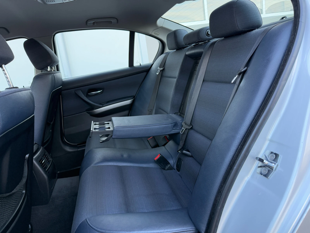 BMW 325 XI Реален пробег - автомобили, коли, обяви за нови и употребявани 12