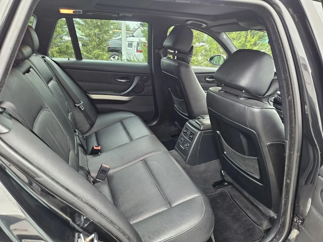 BMW 325 3.0i-218кс= АВТОМАТ= ГАЗ= 4Х4= DISTR= PANO= KEY= M - автомобили, коли, обяви за нови и употребявани 13