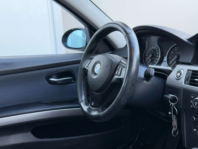 BMW 325 XI Реален пробег - автомобили, коли, обяви за нови и употребявани 9