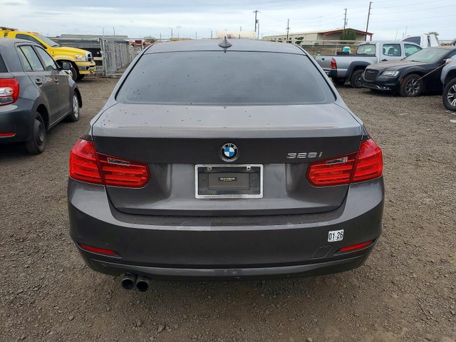 BMW 328 2.0L 4 Rear-wheel drive - автомобили, коли, обяви за нови и употребявани 5