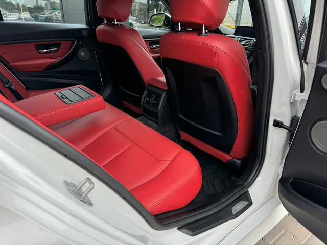 BMW 328 i * M3 Оptic* Подгрев/Камера/Harman/Kardon - автомобили, коли, обяви за нови и употребявани 13