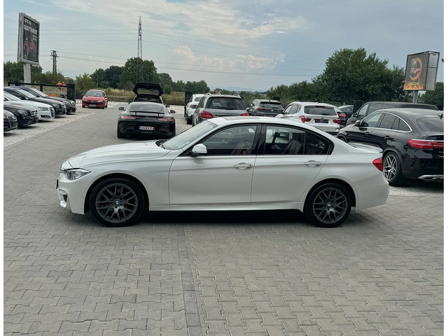 BMW 328 i * M3 Оptic* Подгрев/Камера/Harman/Kardon - автомобили, коли, обяви за нови и употребявани 6