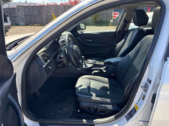 BMW 328 * xDrive * CARFAX * 2 КЛЮЧА * KEYLESS * КЛИП - автомобили, коли, обяви за нови и употребявани 4