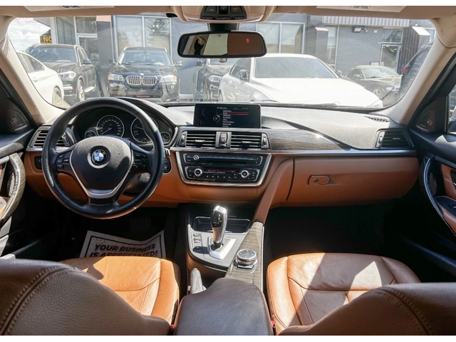 BMW 328 XDRIVE * DIESEL * M * HEAD UP * HARMON KARDON * - автомобили, коли, обяви за нови и употребявани 4