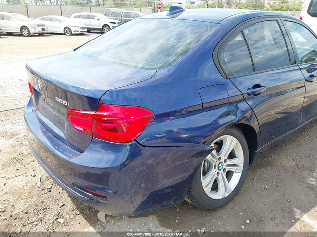 BMW 328I 2.0L I-4 DI, DOHC, VVT, TURBO, 240HP Rear Wheel Drive - автомобили, коли, обяви за нови и употребявани 5
