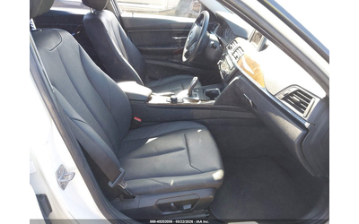 bmw-328i-2-0l-i-4-di-dohc-vvt-turbo-240hp-rear-wheel-drive - 4