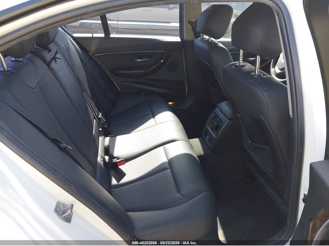 BMW 328I 2.0L I-4 DI, DOHC, VVT, TURBO, 240HP Rear Wheel Drive - автомобили, коли, обяви за нови и употребявани 7