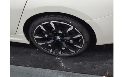 BMW 330 2.0L 4cyl AWD - автомобили, коли, обяви за нови и употребявани 13