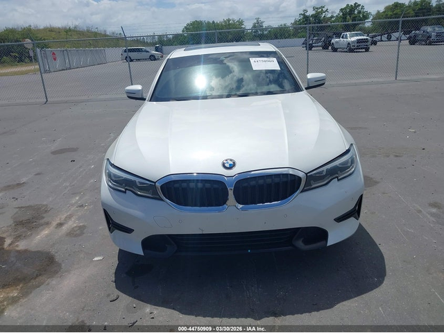 BMW 330 2.0L I-4 DI, DOHC, VVT, TURBO, 255HP Rear Wheel Drive - автомобили, коли, обяви за нови и употребявани 11