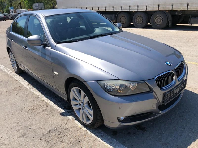 BMW 330 XD FACE - автомобили, коли, обяви за нови и употребявани 1