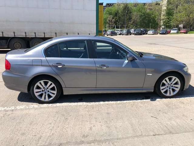 BMW 330 XD FACE - автомобили, коли, обяви за нови и употребявани 3