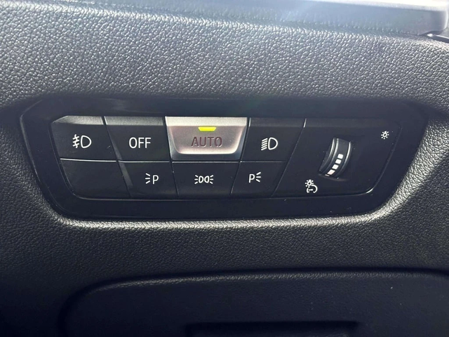 BMW 330 * xDrive * CARFAX * ЦЕНА ДО БГ - автомобили, коли, обяви за нови и употребявани 12