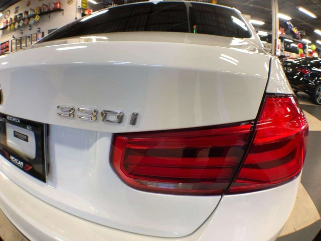 BMW 330 * xDrive * CARFAX * ЦЕНА ДО БГ - автомобили, коли, обяви за нови и употребявани 8