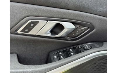 BMW 330 * xDrive * CARFAX * ЦЕНА ДО БГ - автомобили, коли, обяви за нови и употребявани 15