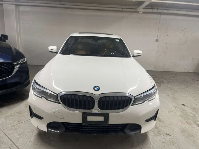 BMW 330 * xDrive * CARFAX * ЦЕНА ДО БГ - автомобили, коли, обяви за нови и употребявани 1