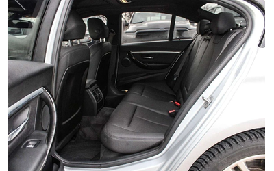 BMW 330 * xDrive SA * CARFAX * ЦЕНА ДО БГ - автомобили, коли, обяви за нови и употребявани 15