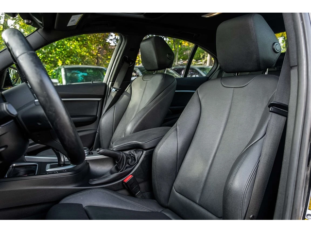 BMW 330 * xDrive * CARFAX * ЦЕНА ДО БГ - автомобили, коли, обяви за нови и употребявани 5