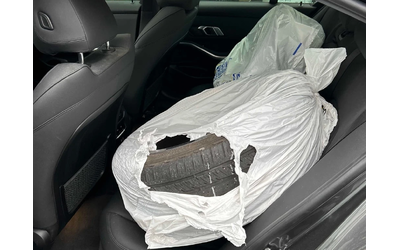 BMW 330 * 330i xDrive * CARFAX * ЦЕНА ДО БГ - автомобили, коли, обяви за нови и употребявани 15