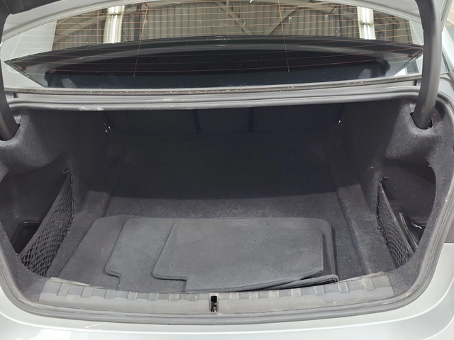 BMW 330 i 2.0 XDRIVE - автомобили, коли, обяви за нови и употребявани 10