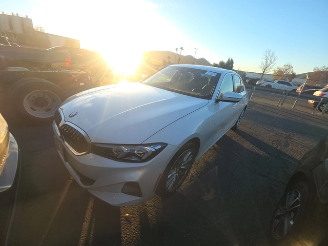 BMW 330 i 2.0 xDrive * ФИКСИРАНА ЦЕНА* - автомобили, коли, обяви за нови и употребявани 0