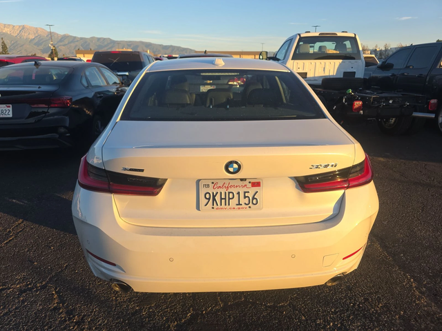 BMW 330 i 2.0 xDrive * ФИКСИРАНА ЦЕНА* - автомобили, коли, обяви за нови и употребявани 2