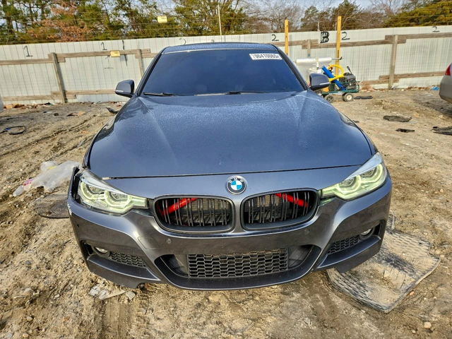 BMW 330 - автомобили, коли, обяви за нови и употребявани 1