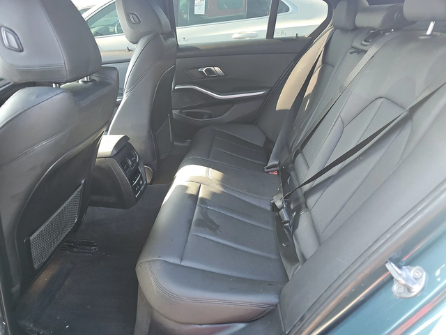 BMW 330 i xDrive - автомобили, коли, обяви за нови и употребявани 13