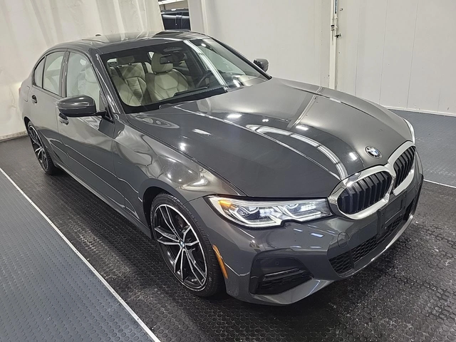 BMW 330 * M PACK* 360CAM* DISTRONIC* PANO* - автомобили, коли, обяви за нови и употребявани 1