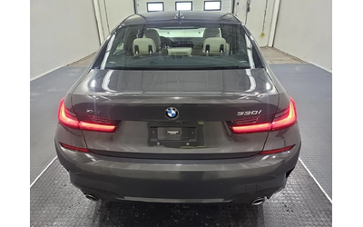 BMW 330 * M PACK* 360CAM* DISTRONIC* PANO* - автомобили, коли, обяви за нови и употребявани 6