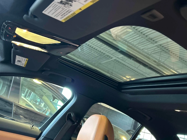 BMW 330 M-pkg* Shadow* Harman/Kardon* Подгрев* Пано* Ambie - автомобили, коли, обяви за нови и употребявани 12