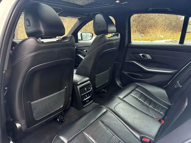 BMW 330 M-pkg* Keyless* Apple Carplay* Wireless* BackupCam - автомобили, коли, обяви за нови и употребявани 15