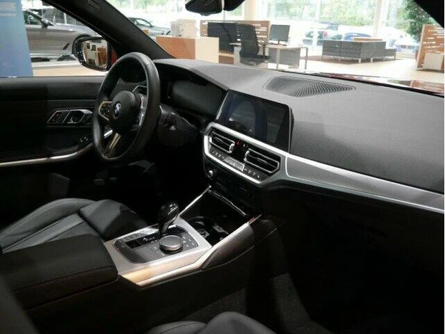 BMW 330 330d M Sport - автомобили, коли, обяви за нови и употребявани 6