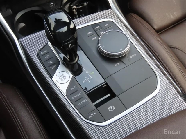 BMW 330 * xDrive* M-Sport* КОЖА* ПОДГРЕВ* ШИБИДАХ* - автомобили, коли, обяви за нови и употребявани 4