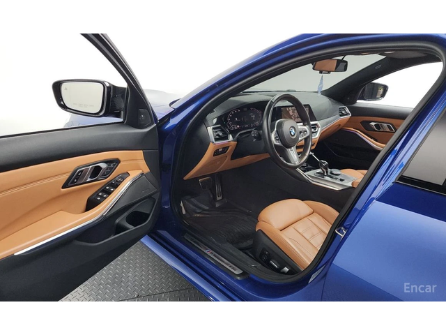 BMW 330 i M Sport* LASER* HARMAN KARDON* HEAD-UP* 360 CAM* - автомобили, коли, обяви за нови и употребявани 5