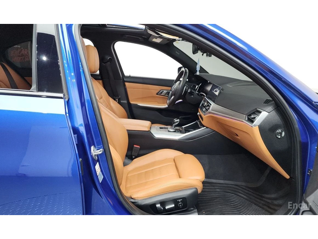 BMW 330 i M Sport* LASER* HARMAN KARDON* HEAD-UP* 360 CAM* - автомобили, коли, обяви за нови и употребявани 6