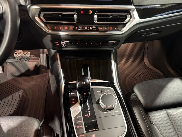 BMW 330 e* CARPLAY* МЪРТВА ТОЧКА* СЛЕДЕНЕ НА ЛЕНТИ* КАМЕРА - автомобили, коли, обяви за нови и употребявани 8