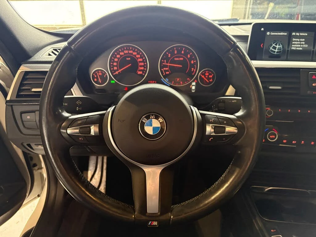 BMW 330 * xDrive * * HeadUp* AвтоКредит* (ЦЕНА ДО БГ) - автомобили, коли, обяви за нови и употребявани 10