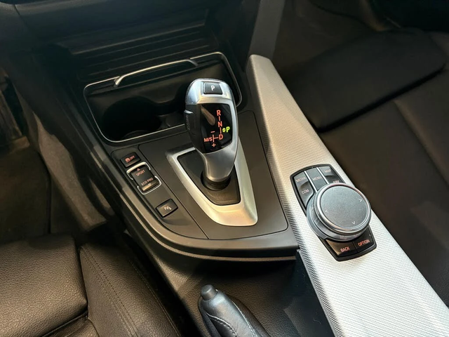 BMW 330 * xDrive * * HeadUp* AвтоКредит* (ЦЕНА ДО БГ) - автомобили, коли, обяви за нови и употребявани 13