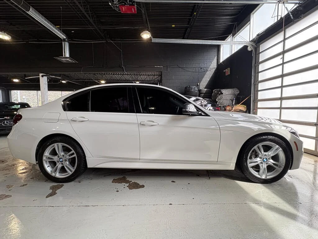 BMW 330 * xDrive * * HeadUp* AвтоКредит* (ЦЕНА ДО БГ) - автомобили, коли, обяви за нови и употребявани 6