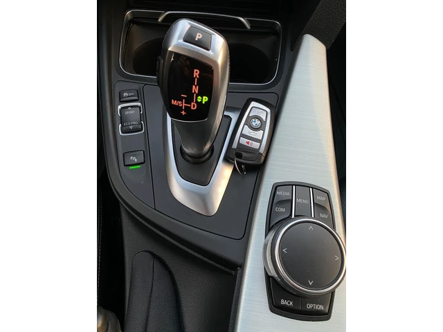 BMW 330 xDrive* АвтоКредит* (ЦЕНА ДО БГ) - автомобили, коли, обяви за нови и употребявани 13