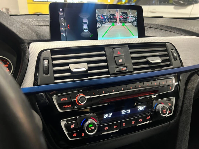 BMW 330 3 Series* 330i* xDrive* АвтоКредит* (ЦЕНА ДО БГ) - автомобили, коли, обяви за нови и употребявани 11