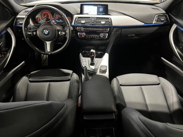 BMW 330 3 Series* 330i* xDrive* АвтоКредит* (ЦЕНА ДО БГ) - автомобили, коли, обяви за нови и употребявани 9